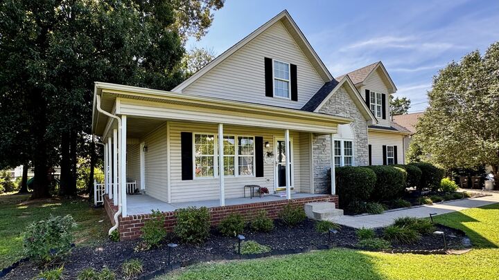 Property Photo:  431 Conhocken Ct  TN 37128 