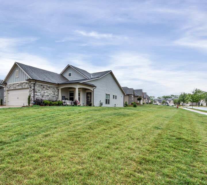 Property Photo:  4007 Scott Ct  TN 37174 