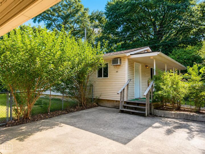 Property Photo:  1828 Crestview St  AR 72401 