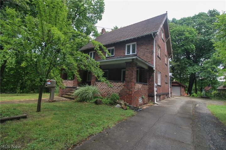 Property Photo:  1719 Ohio Avenue  OH 44504 