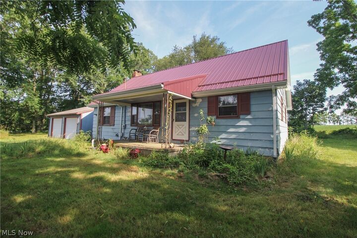 Property Photo:  5724 Arrel Road  OH 44436 