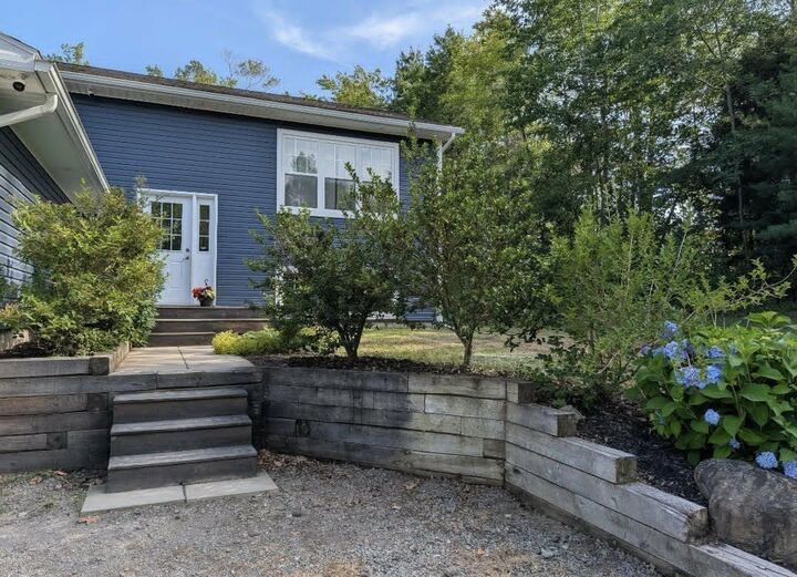 Property Photo: 1052 Meadowvale Road NS B0P 1R0