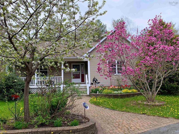 Property Photo: 138 South Street NS B0P 1E0