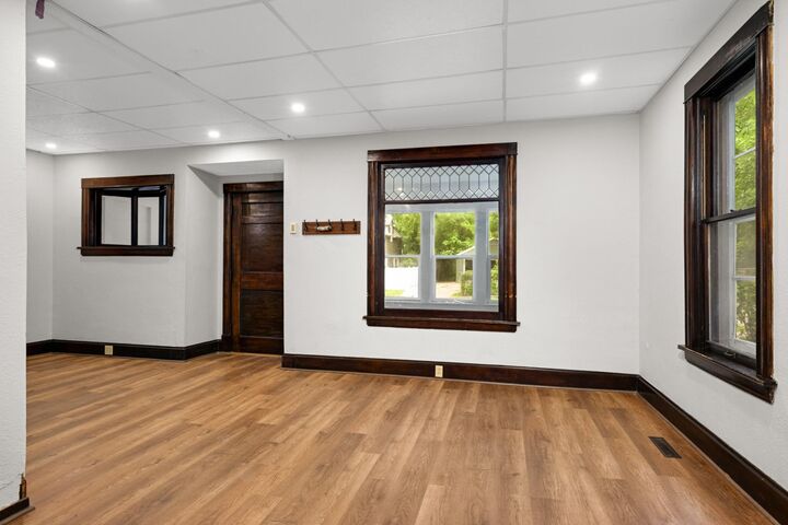 Property Photo:  1118 24th Avenue N  MN 55411 