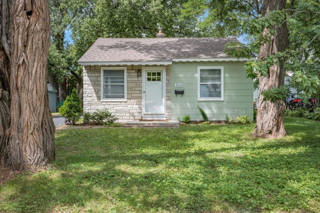 Property Photo:  3050 Utah Avenue S  MN 55426 