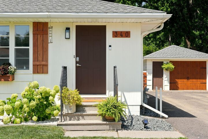 Property Photo:  340 Greenway Avenue N  MN 55128 
