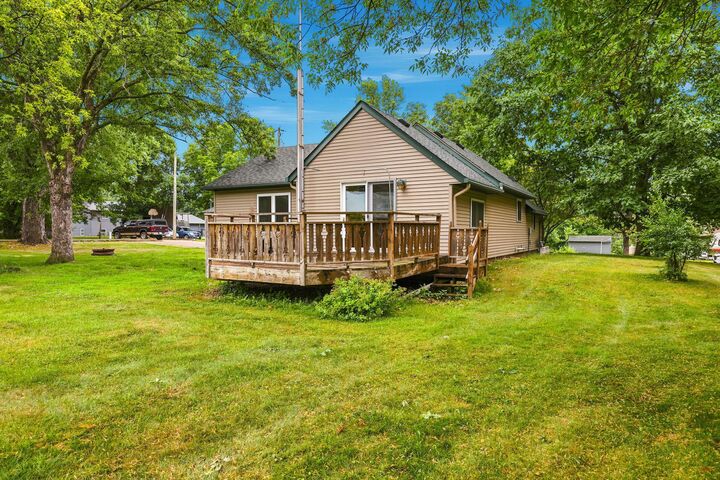 Property Photo: 221 11th Street MN 56307