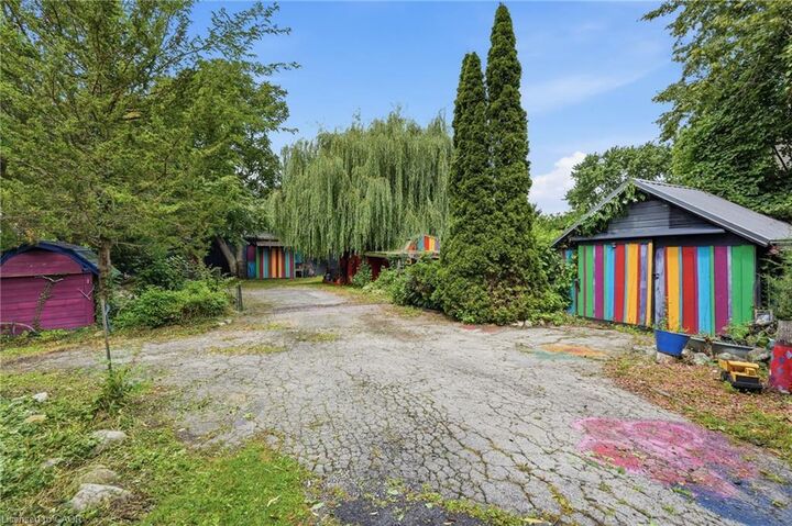 Property Photo: 4034 Victoria Avenue ON L0R 2C0