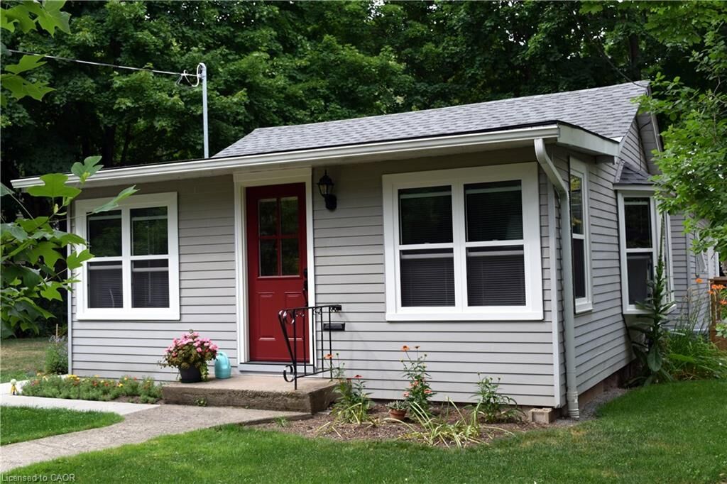 Property Photo:  201 Melville Street  ON L9H 2A9 