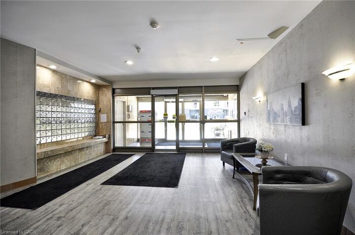 Property Photo:  3227 King Street E 105  ON N2A 3Z9 