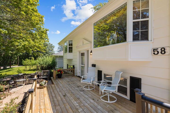 58 Skyview Drive — photo 1
