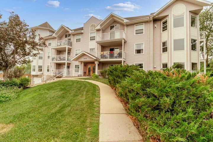 5435 Lakeshore Dr, 105 — photo 1