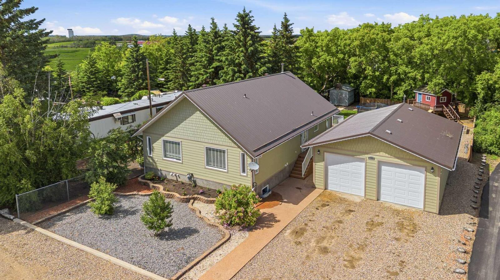 Property Photo:  108 Walter Street  SK S0M 2G0 