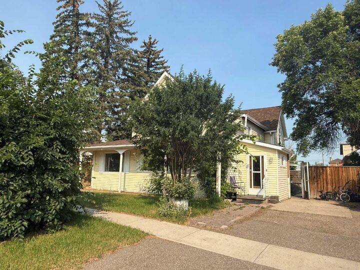 Property Photo: 208 2 Street S AB T0L 2B0