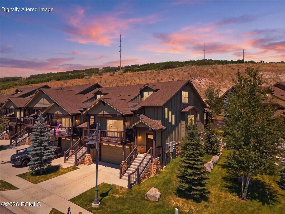 Property Photo:  1138 W Cadence Court  UT 84036 