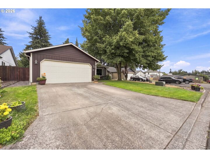 Property Photo:  3909 NE 132nd Ct  WA 98682 