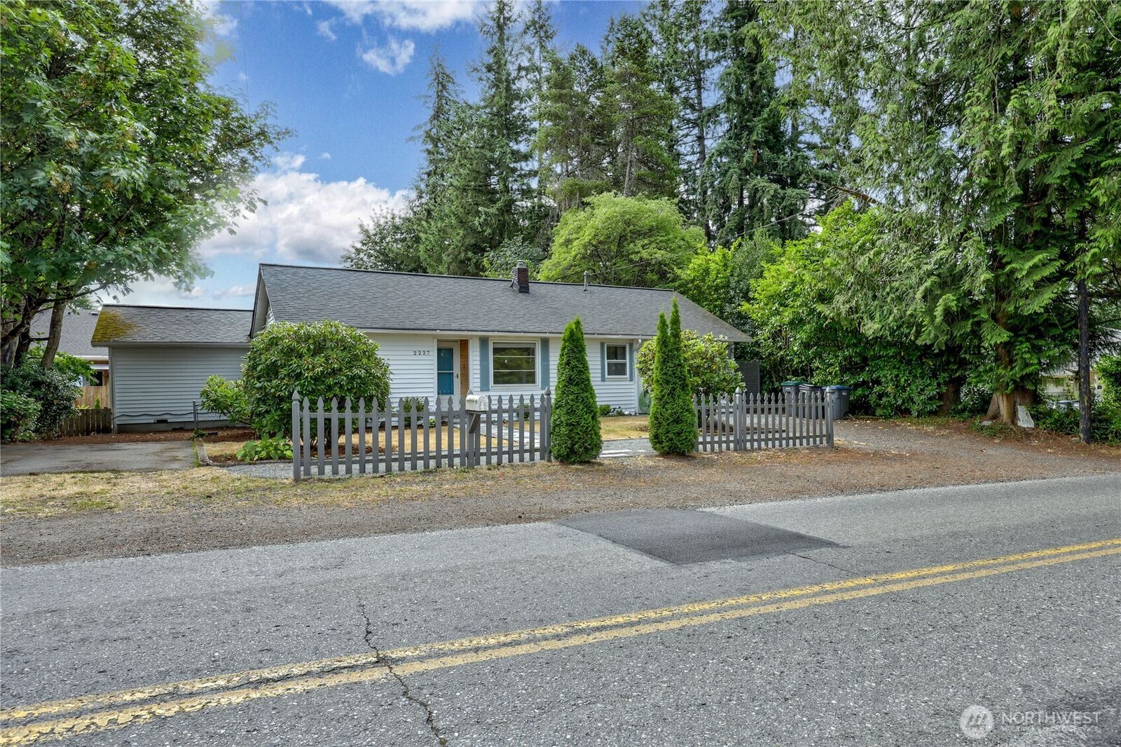 Property Photo:  2227  Sidney Avenue  WA 98366 