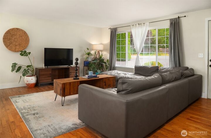 Property Photo:  21010  22nd Avenue W  WA 98036 
