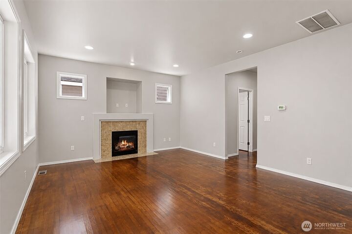 Property Photo:  13125  26th Avenue SE  WA 98208 