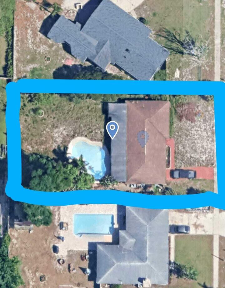Property Photo: 1206 Lynwood Avenue FL 32703