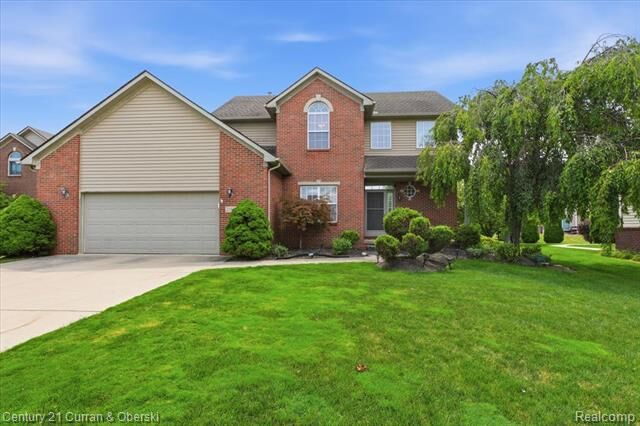 Property Photo:  23537 Crescent Ridge Drive  MI 48164 