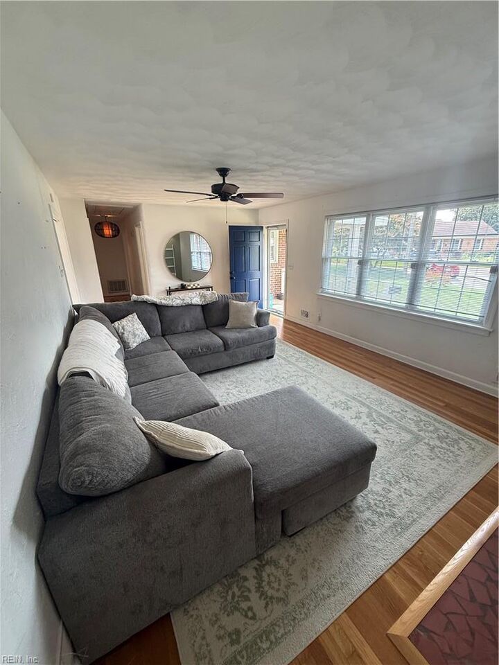 Property Photo:  801 Raymond Ct  VA 23464 