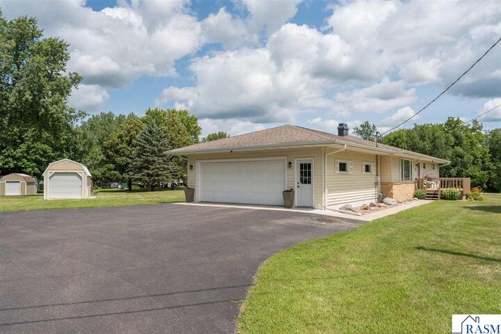 Property Photo:  716 W River Street  MN 56096 