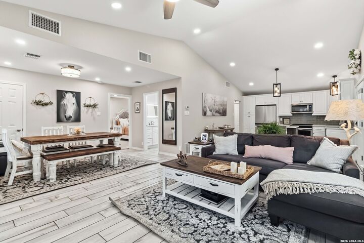 Property Photo: 13654 Princes Knls TX 78231
