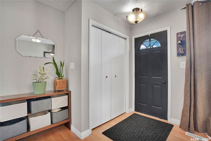 Property Photo:  506 4th Avenue  SK S0K 4S0 