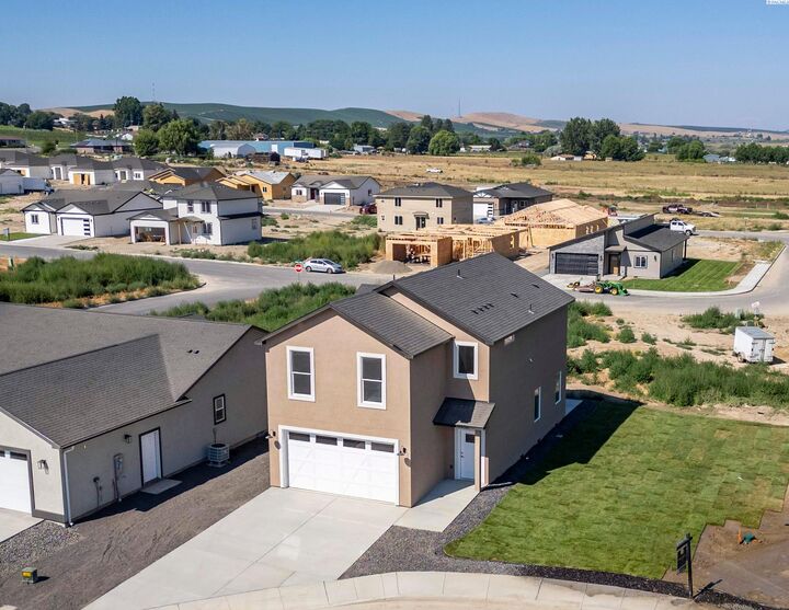 Property Photo:  209 Victoria Street  WA 98930 