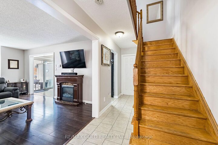 Property Photo:  23 Rain Lily Lane  ON L6R 1S4 