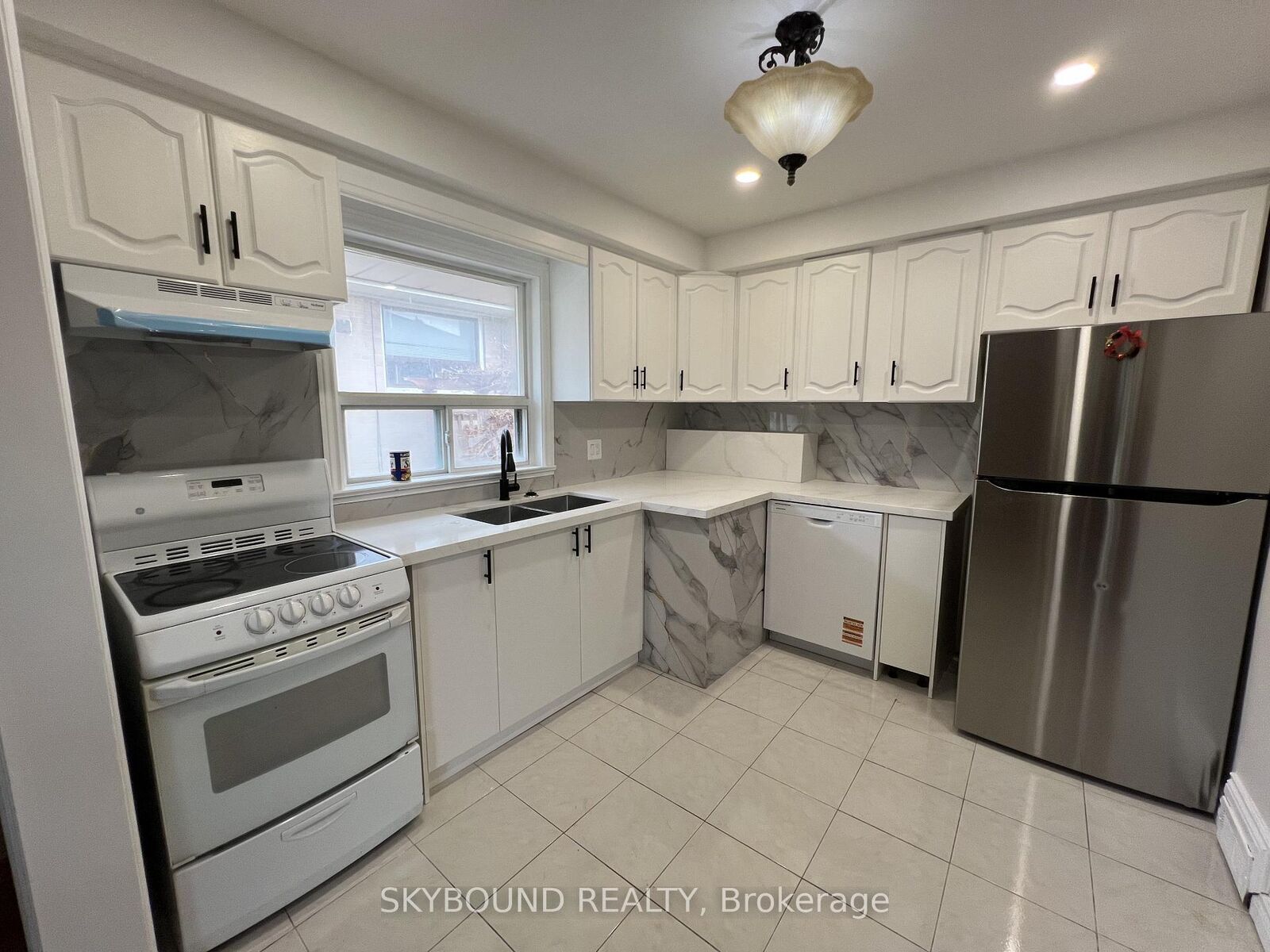 Property Photo: 33 Bradstock Road ON M9M 1M9