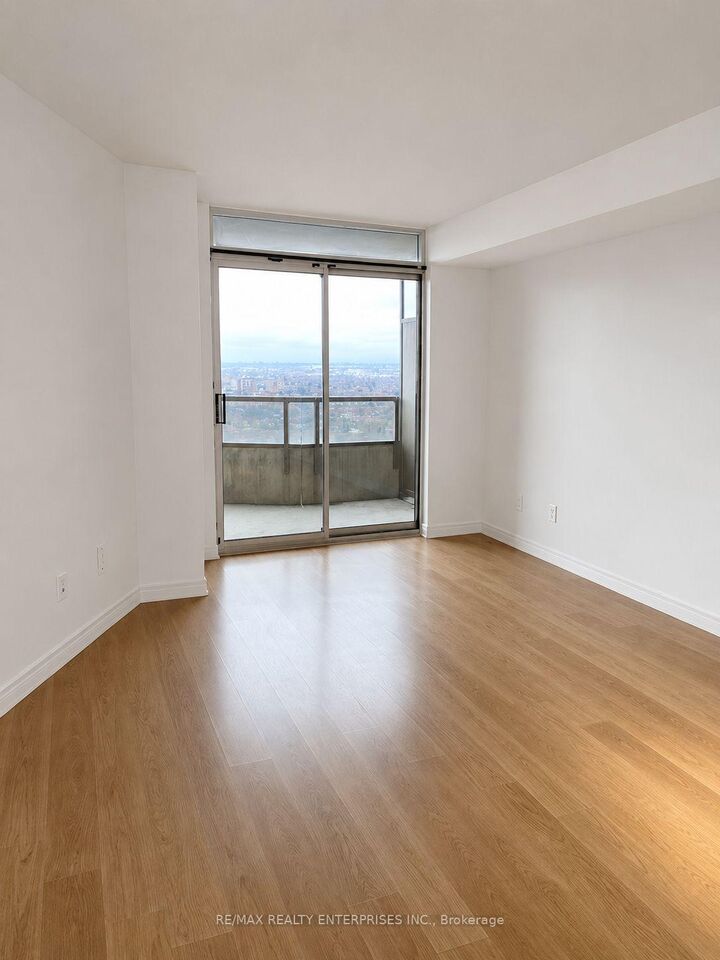 Property Photo:  700 Humberwood Boulevard 2622  ON M9W 7J4 