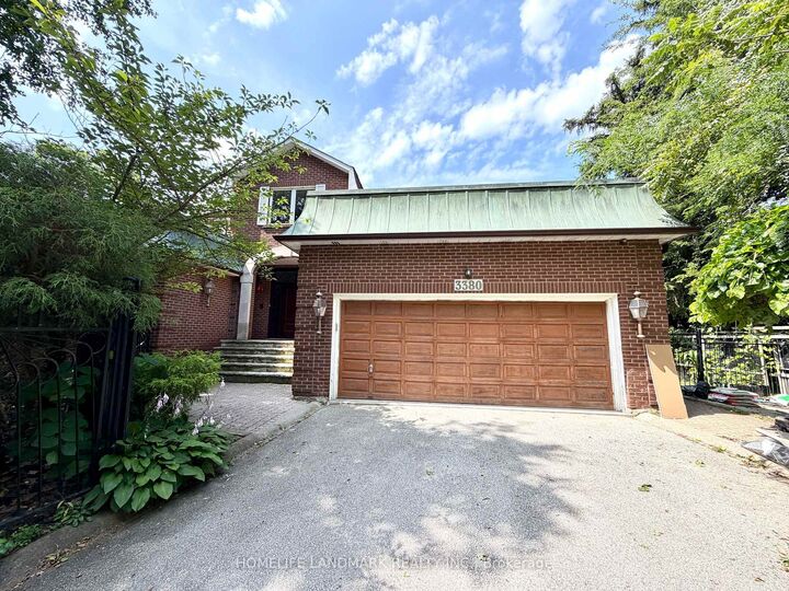 Property Photo:  3380 Tudor Gate  ON L5L 3C7 
