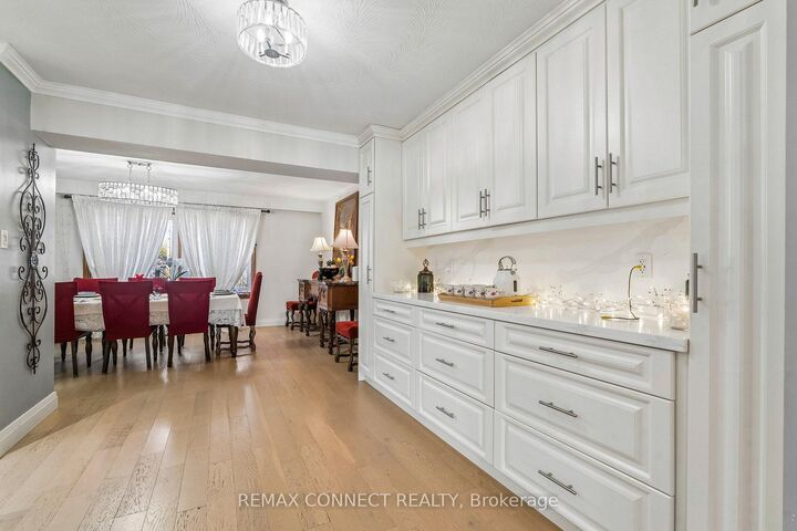 Property Photo: 750 Gorham Street ON L3Y 1L6