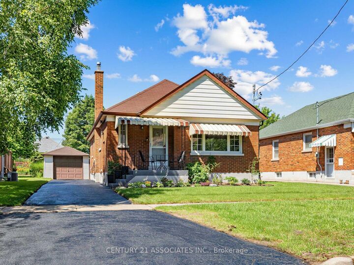 Property Photo: 58 Central Park Boulevard S ON L1H 5W4