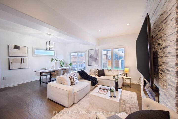 Property Photo:  27 Harmony Way  ON L2V 0B6 