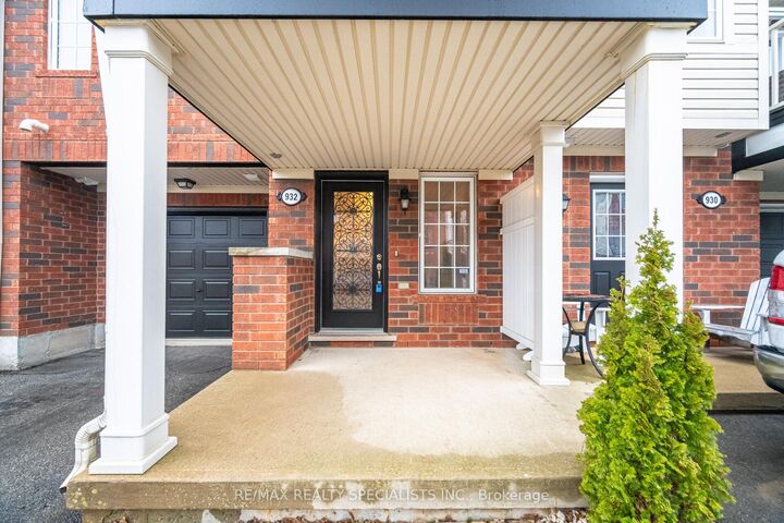 Property Photo:  932 Sprague Place  ON L9T 0K8 