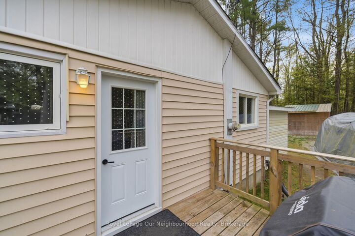 Property Photo:  14 Morrison Street  ON K0M 2L0 