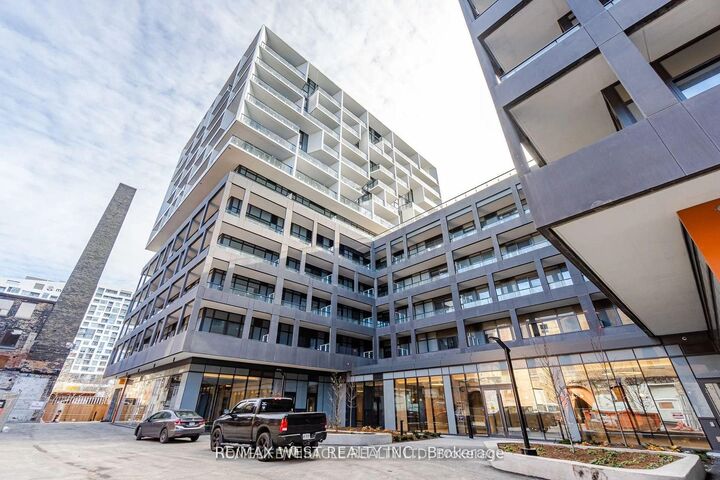 Property Photo:  9 Tecumseth Street 401  ON M5V 3G4 