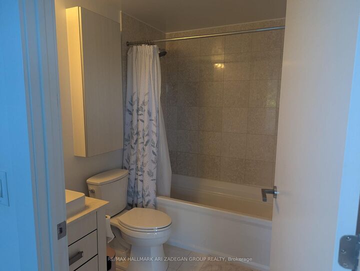 Property Photo:  3018 Yonge Street 514  ON M4N 2K4 