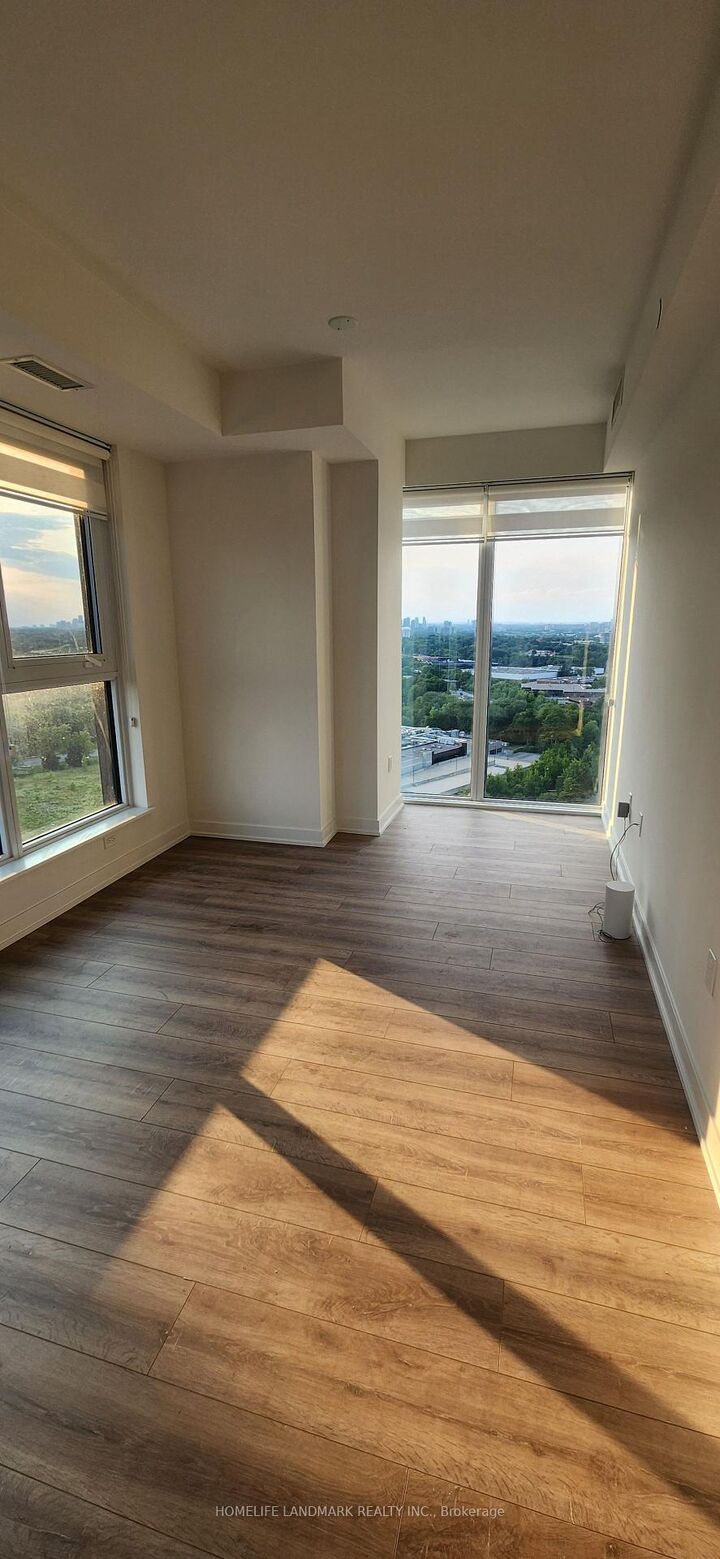 Property Photo:  1 Quarrington Lane 2507  ON M3C 0S4 
