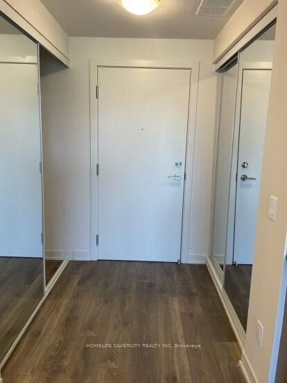 Property Photo:  62 Sky Harbour Drive  ON L6Y 6J2 