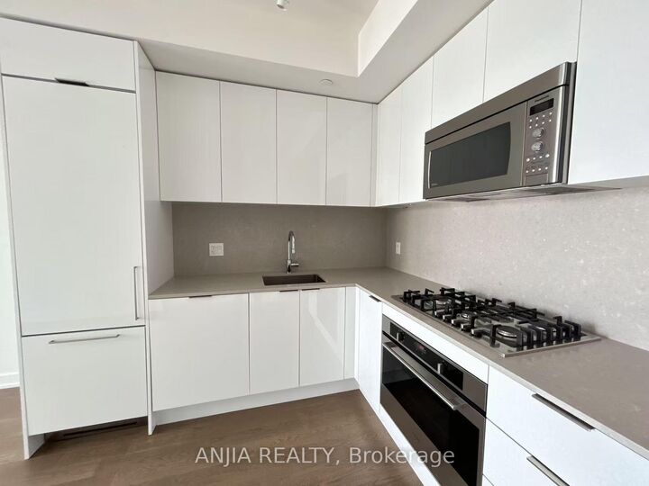 Property Photo: 20 Lombard Street 4105 ON M5C 0A7
