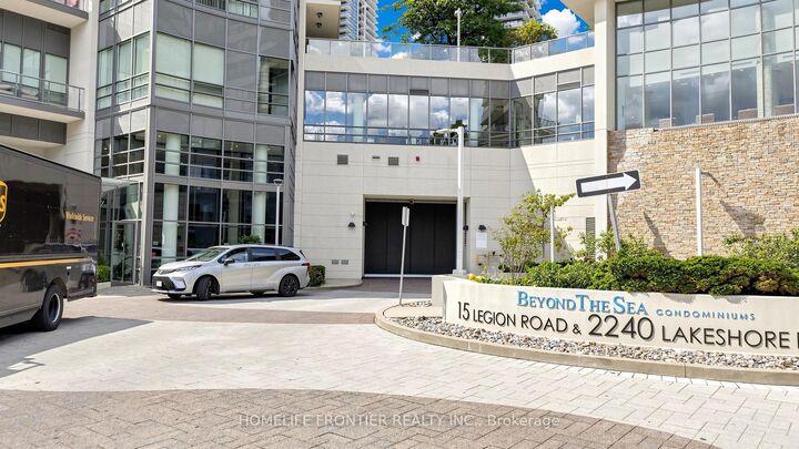 Property Photo:  15 Legion Road 504  ON M8V 0A9 