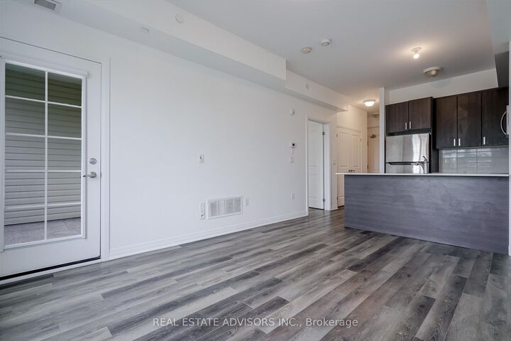 Property Photo:  65 Shipway Avenue 203  ON L1B 0B7 
