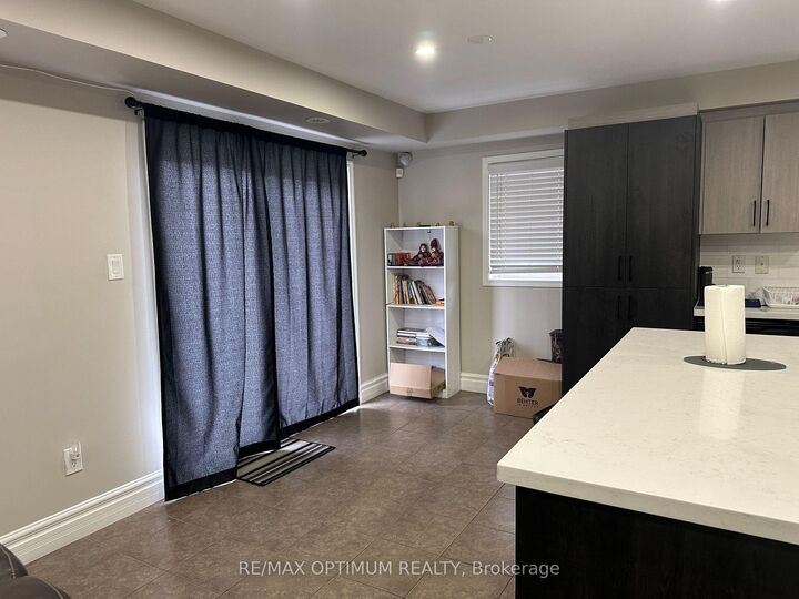 Property Photo: 50 Baycliffe Crescent ON L7A 0S5