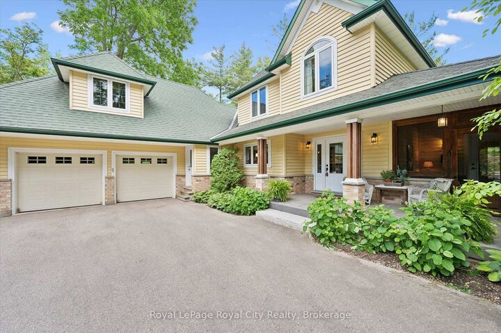 135 Hume Road — photo 1