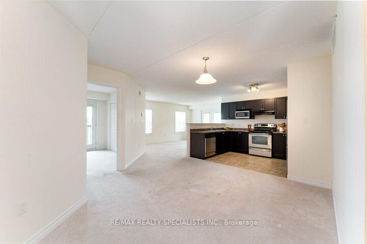 Property Photo:  1340 Main Street E 313  ON L9T 7S6 