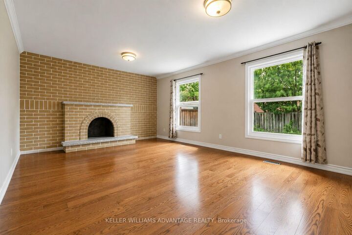 Property Photo:  73 Highglen Avenue  ON L3R 8R1 